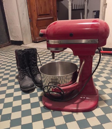 dusty black boots and red mixer
